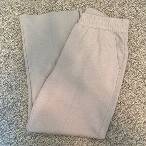 Old Navy Dynamic Fleece Wide Leg Pants